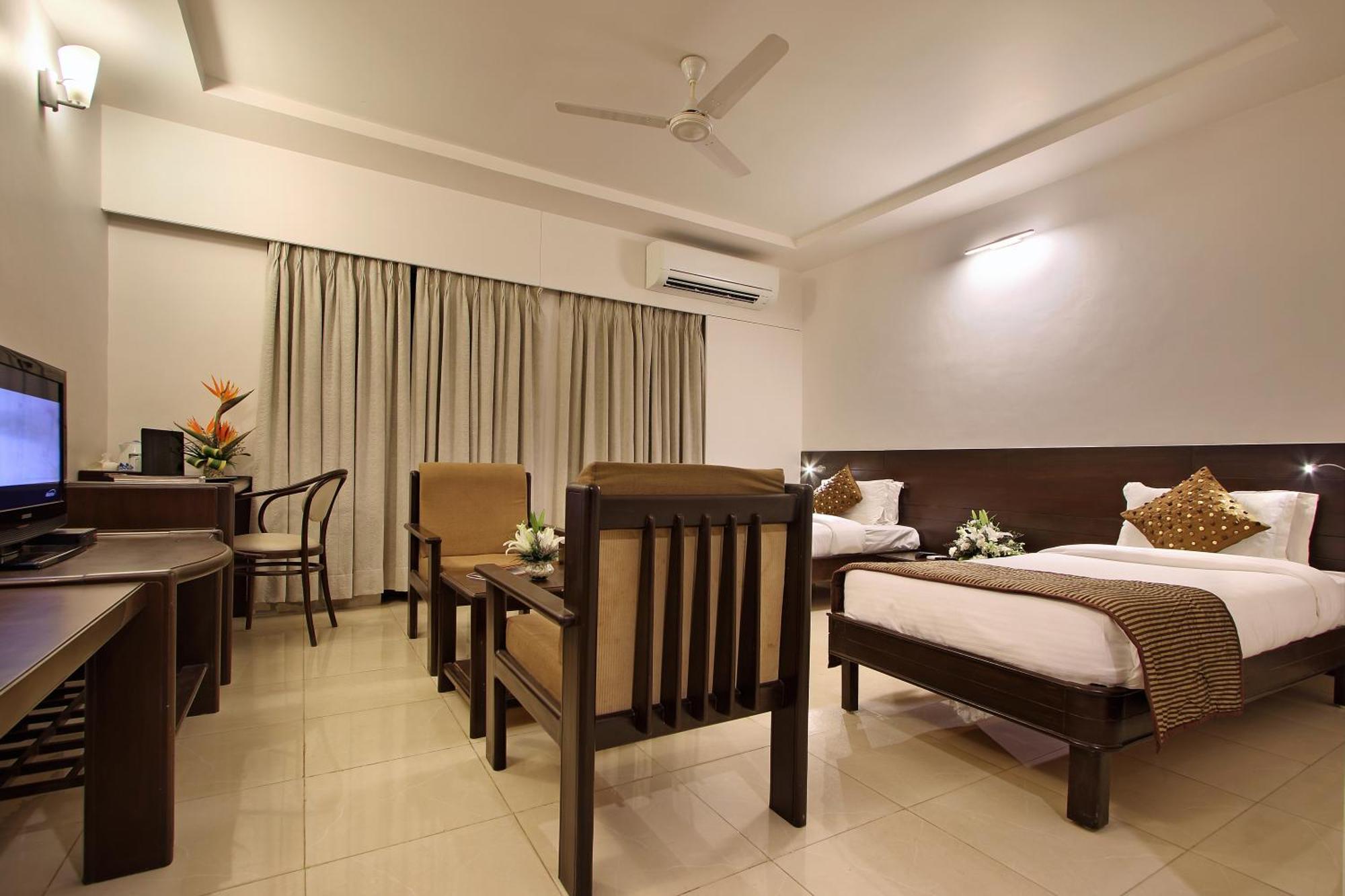 Prakruti Resort Vadodara Exteriör bild